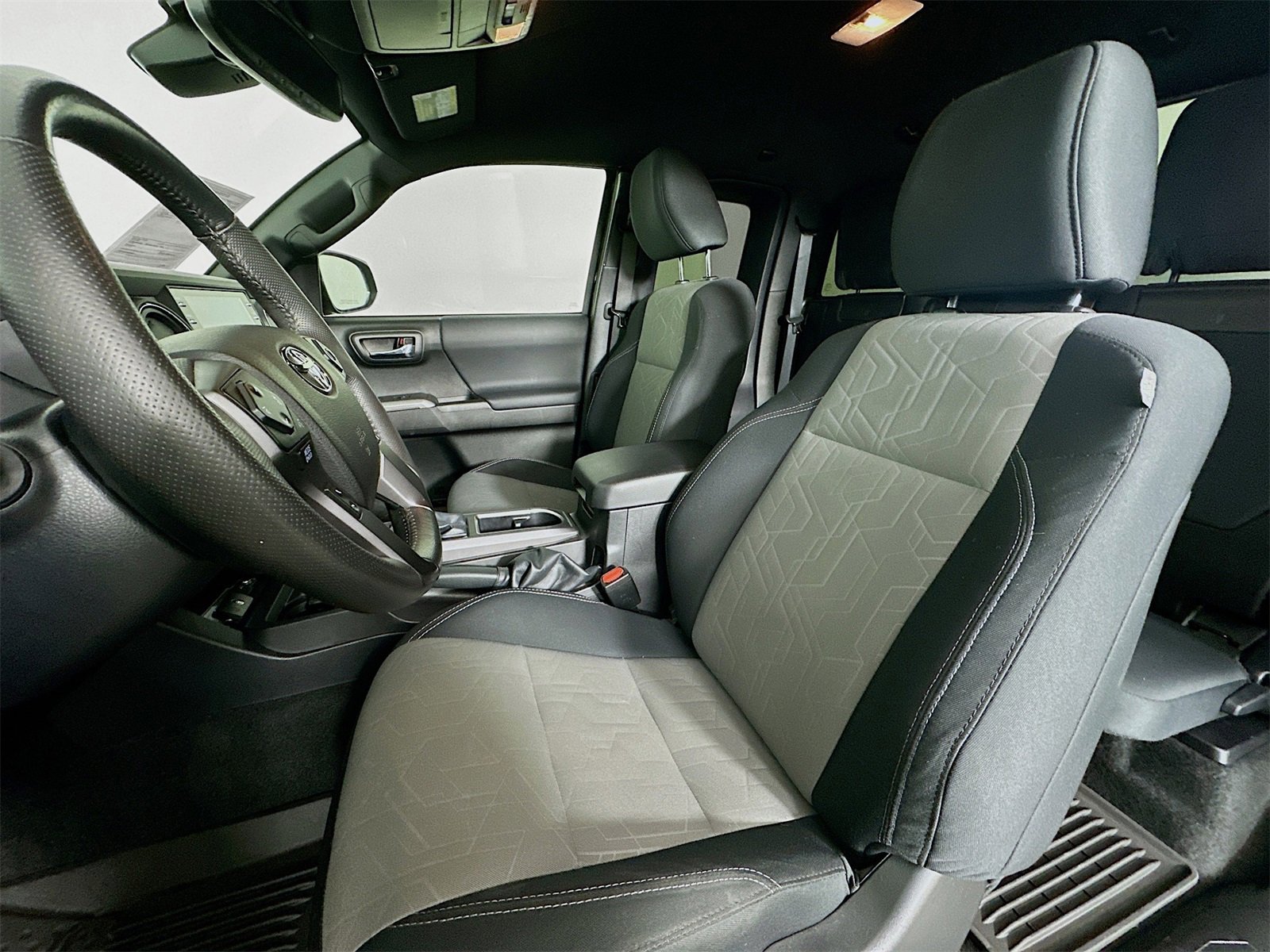 Certified 2022 Toyota Tacoma TRD Sport image 21