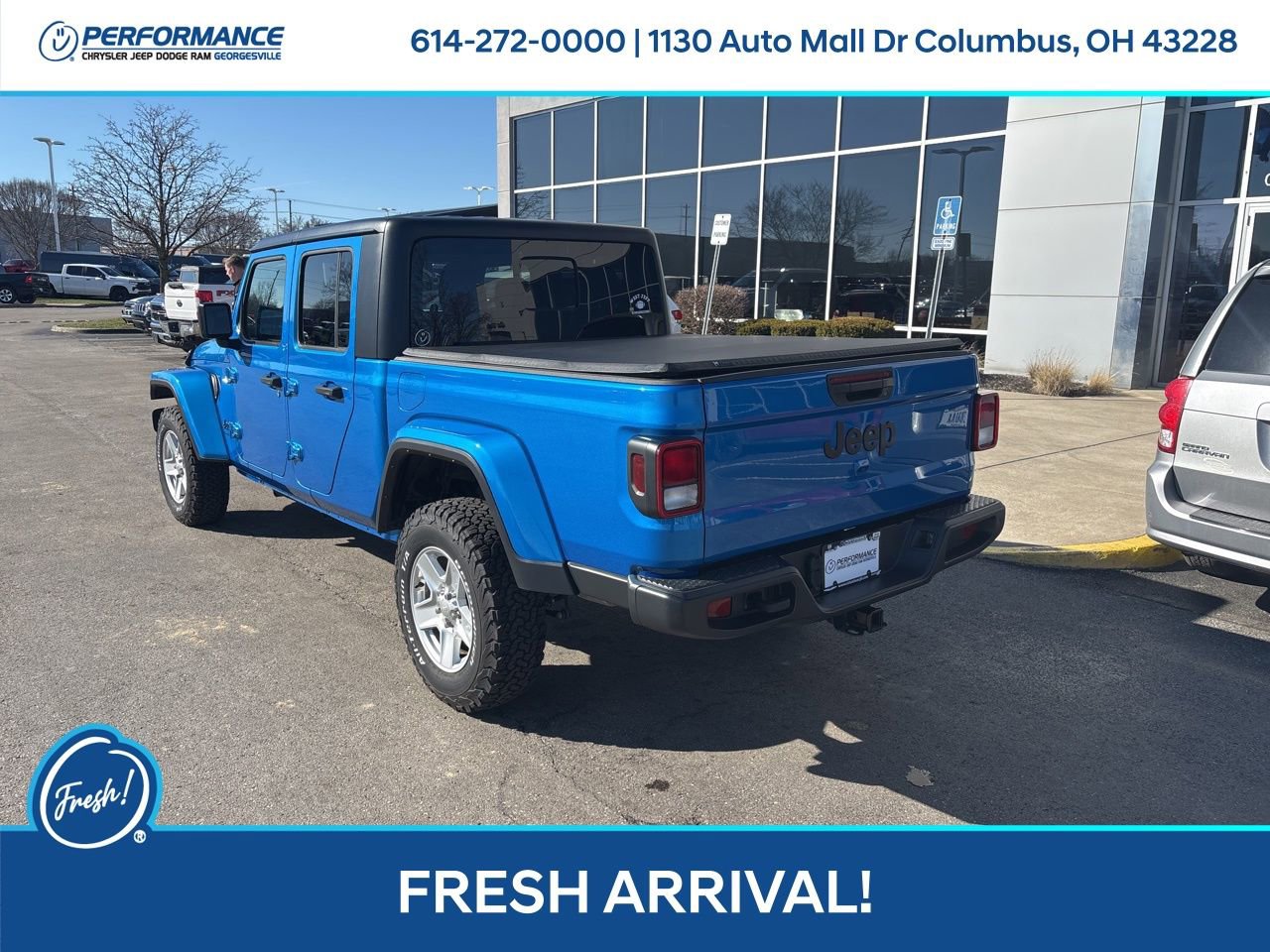 Used 2022 Jeep Gladiator Sport image 6