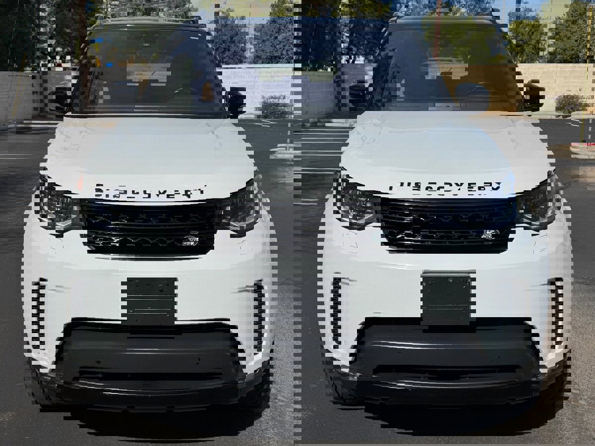 Used 2020 Land Rover Discovery HSE Luxury image 3