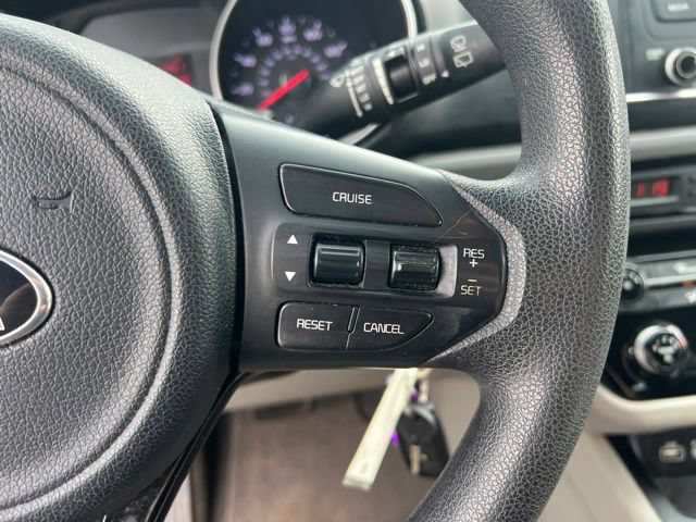 Used 2015 Kia Sedona LX FWD image 15