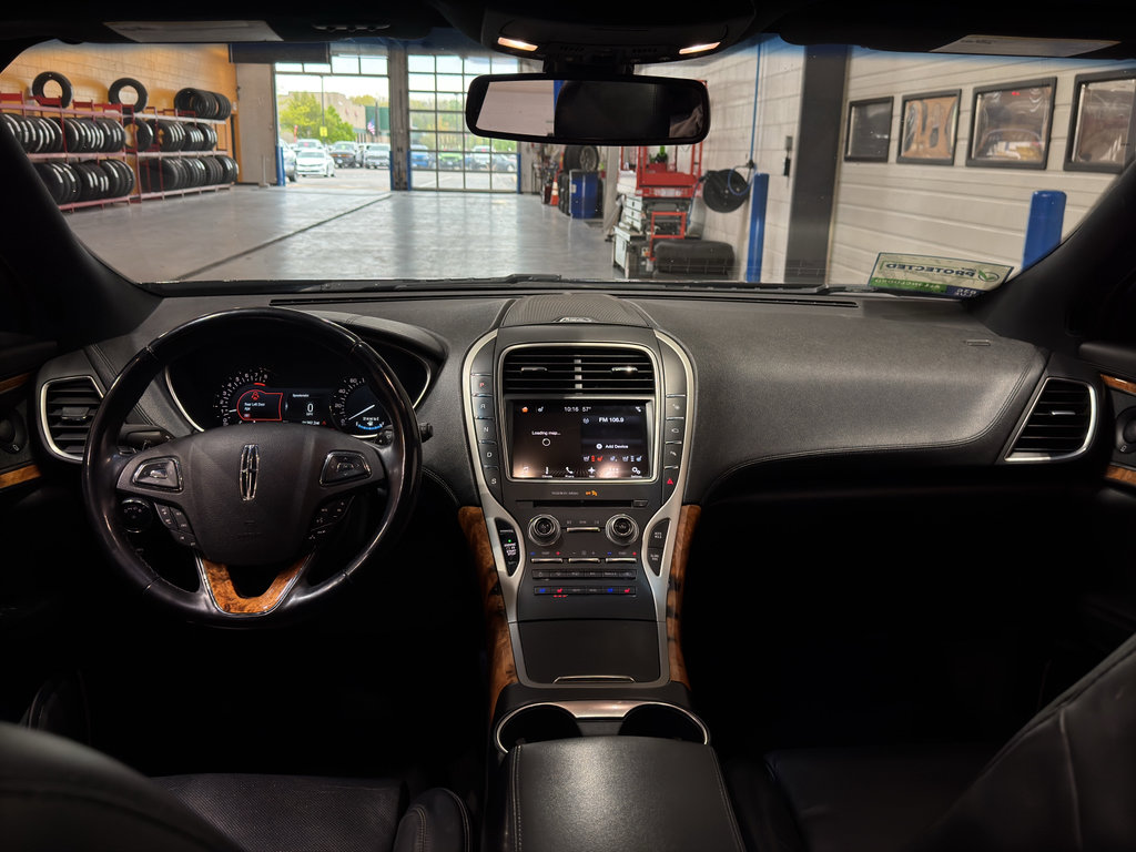 Used 2018 Lincoln MKX Reserve w/ Canadian Touring Package AWD/4WD image 13