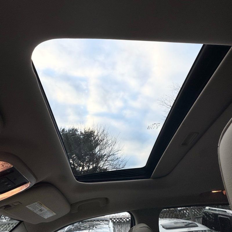 Used 2014 Jeep Grand Cherokee Limited image 22