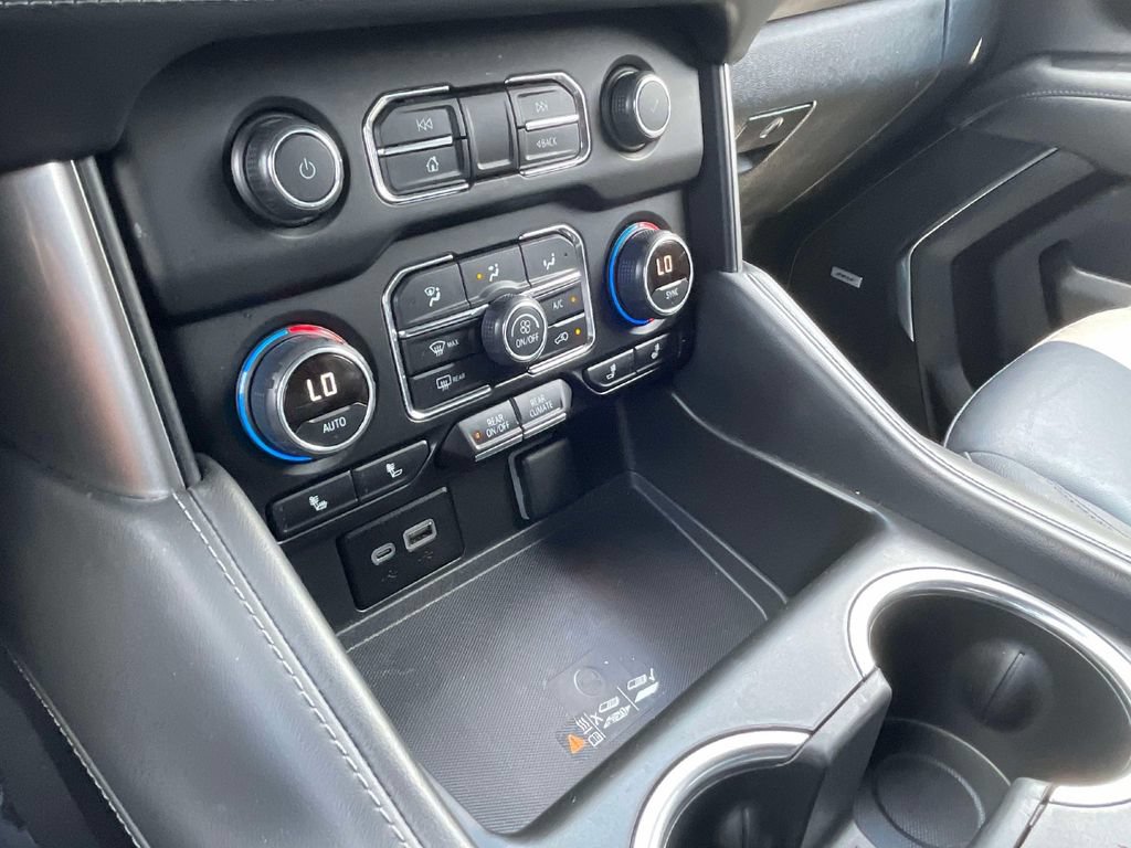 Used 2024 Chevrolet Tahoe LT RWD image 31