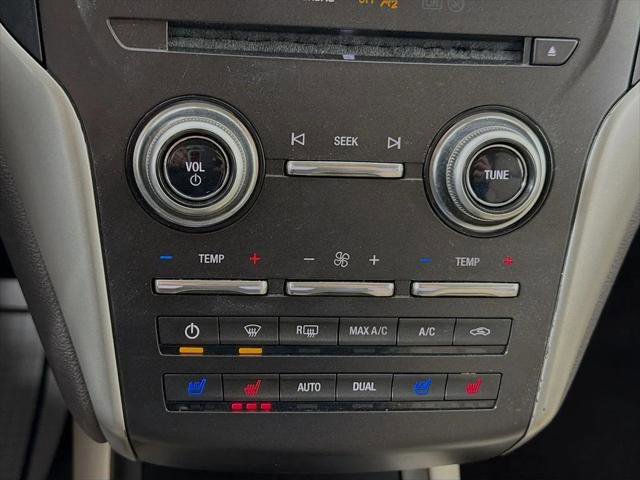 Used 2017 Lincoln MKC Reserve w/ Lincoln MKC Climate Package AWD/4WD image 16