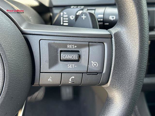 Certified 2025 Nissan Pathfinder S FWD image 22