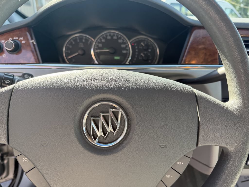 Used 2006 Buick LaCrosse CX FWD image 12