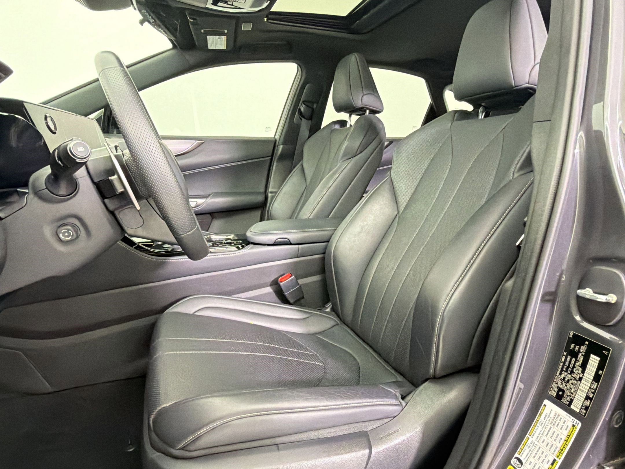 Used 2023 Lexus NX 350 F Sport image 5