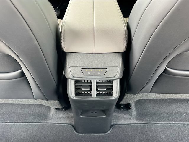 New 2026 GMC Terrain Elevation w/ Elevation Premium Package AWD/4WD image 18