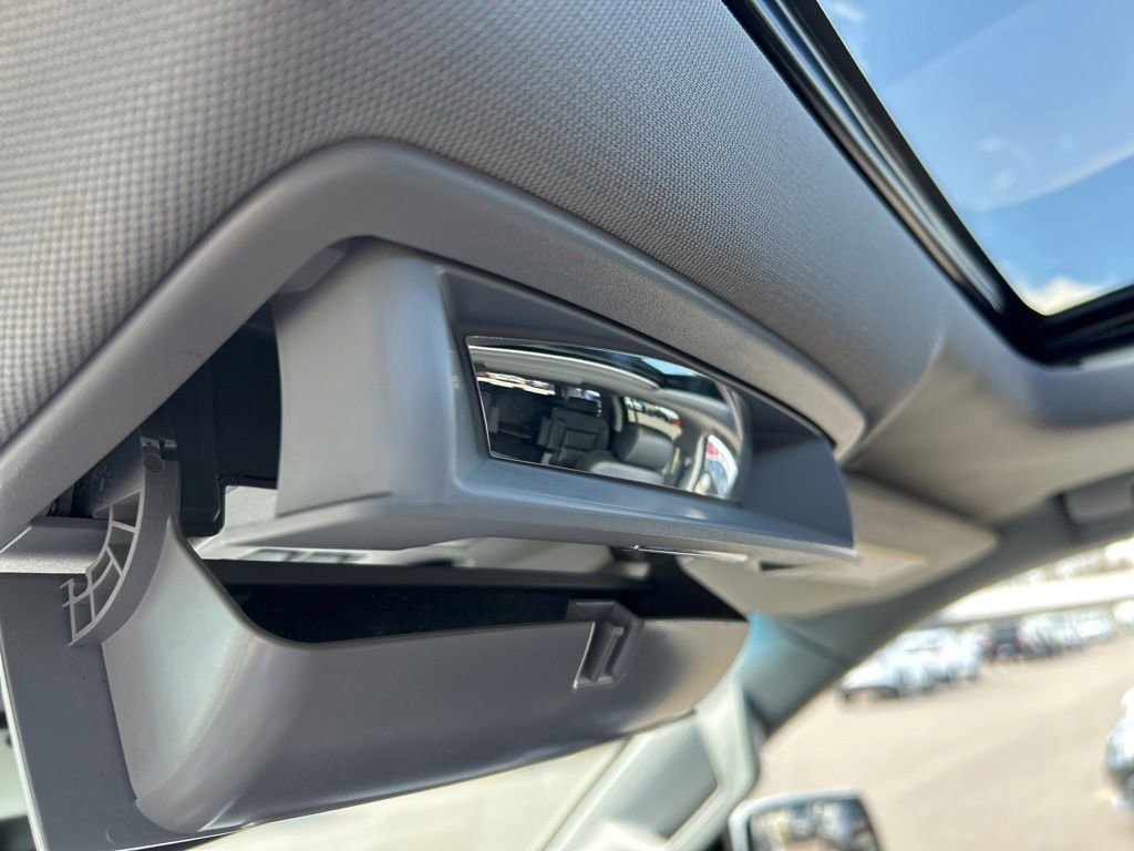 Used 2020 GMC Yukon XL SLT AWD/4WD image 40
