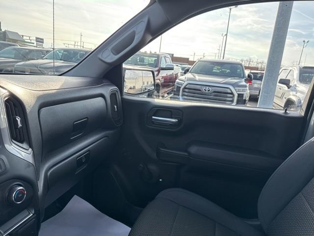 Used 2019 Chevrolet Silverado 1500 W/T w/ Trailering Package image 21