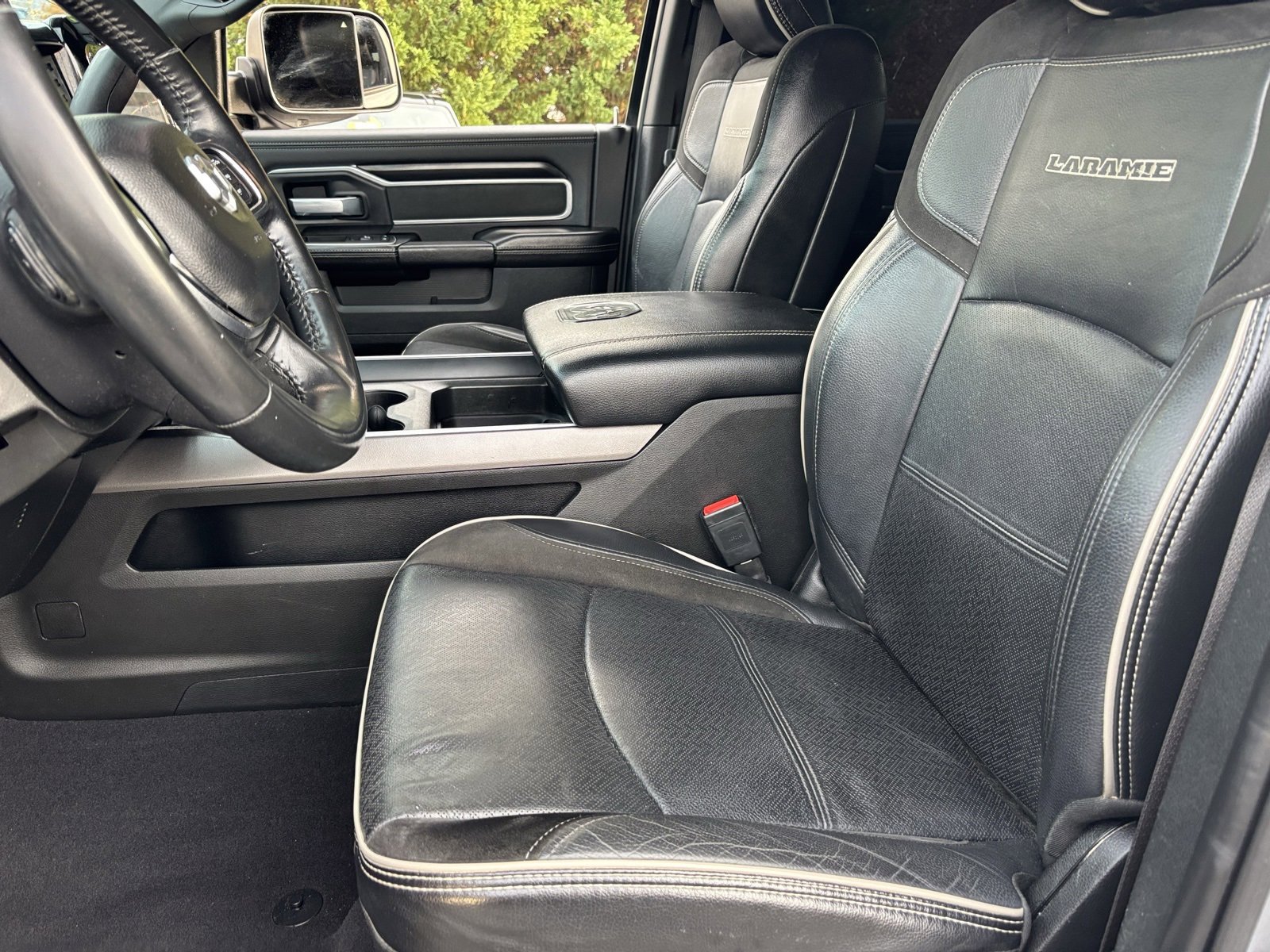 Used 2020 RAM 2500 Laramie w/ Night Edition image 19