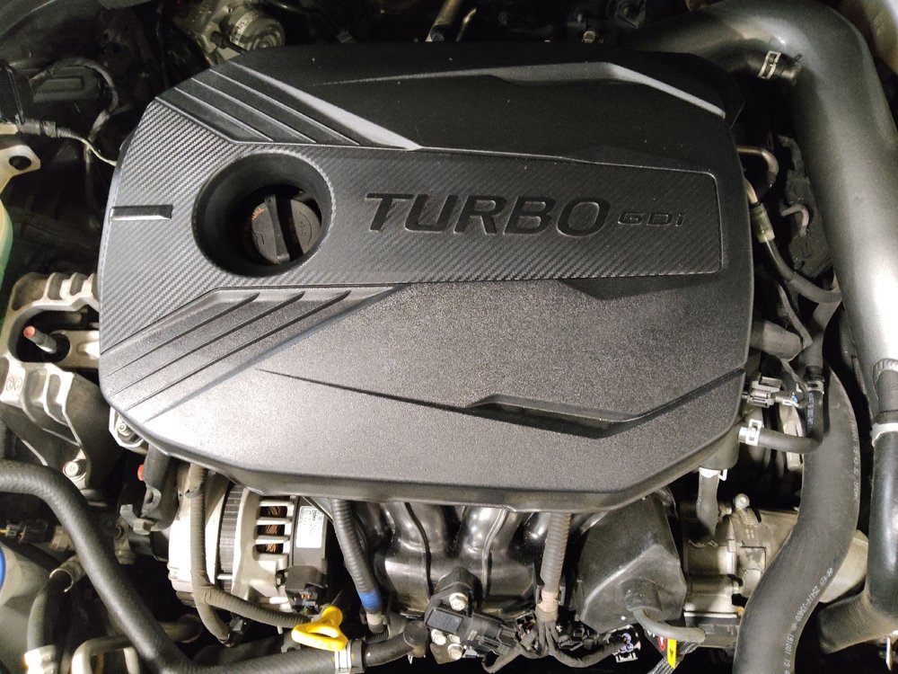 Used 2020 Hyundai Veloster Turbo FWD image 30