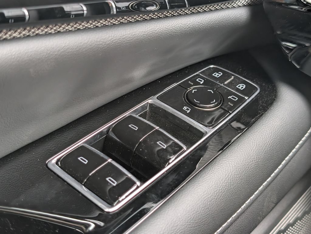 New 2027 Cadillac Optiq Sport AWD/4WD image 29