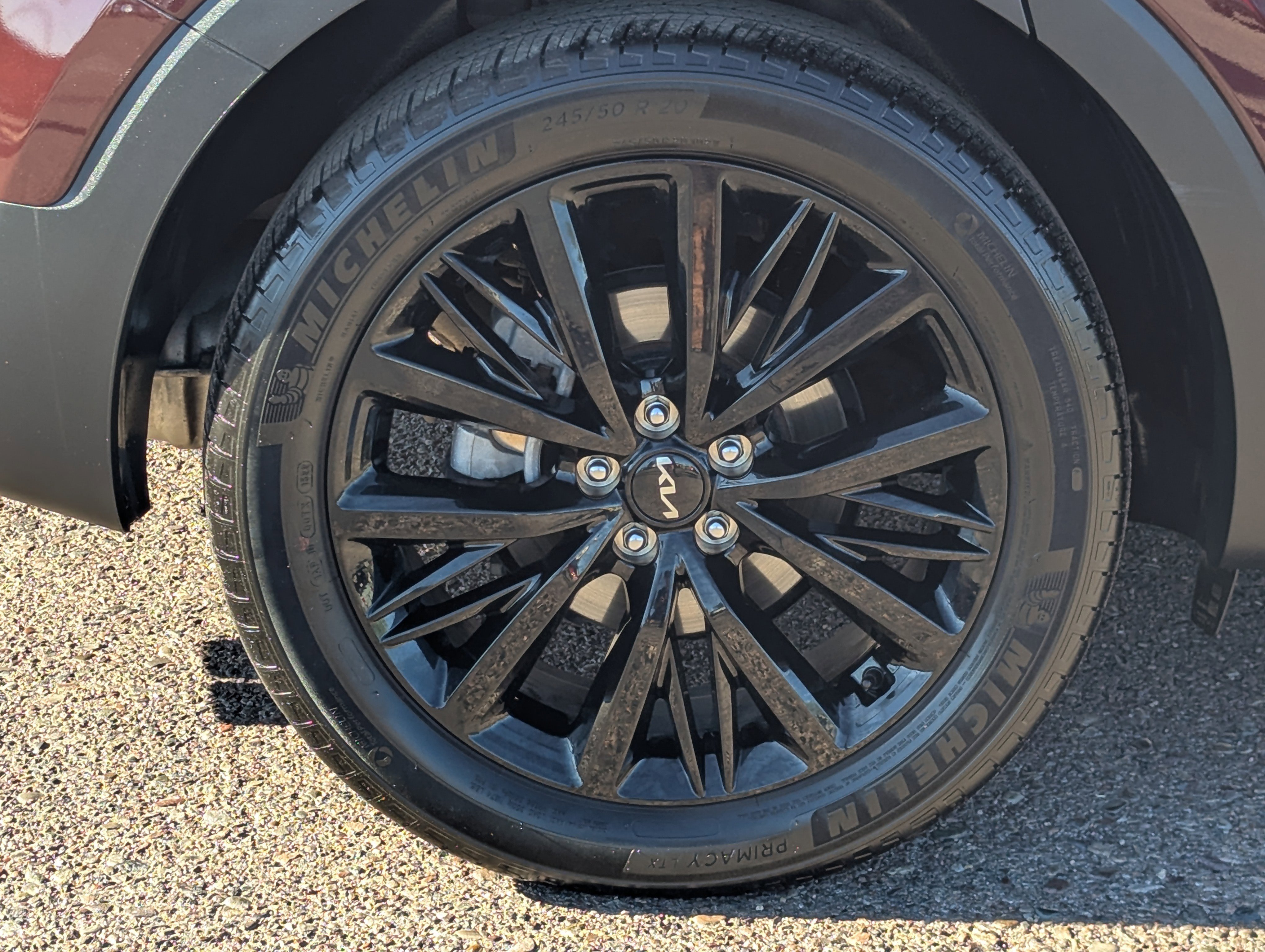 Certified 2022 Kia Telluride SX w/ Towing Package image 7