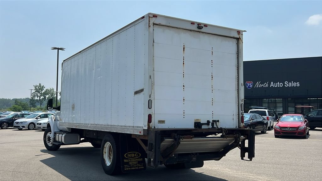 Used 2017 Ford F650 2WD Regular Cab Super Duty image 6