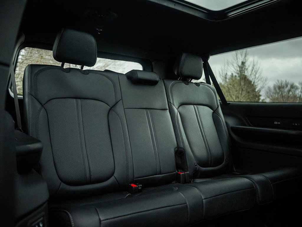 New 2026 Jeep Grand Wagoneer L Limited AWD/4WD image 14