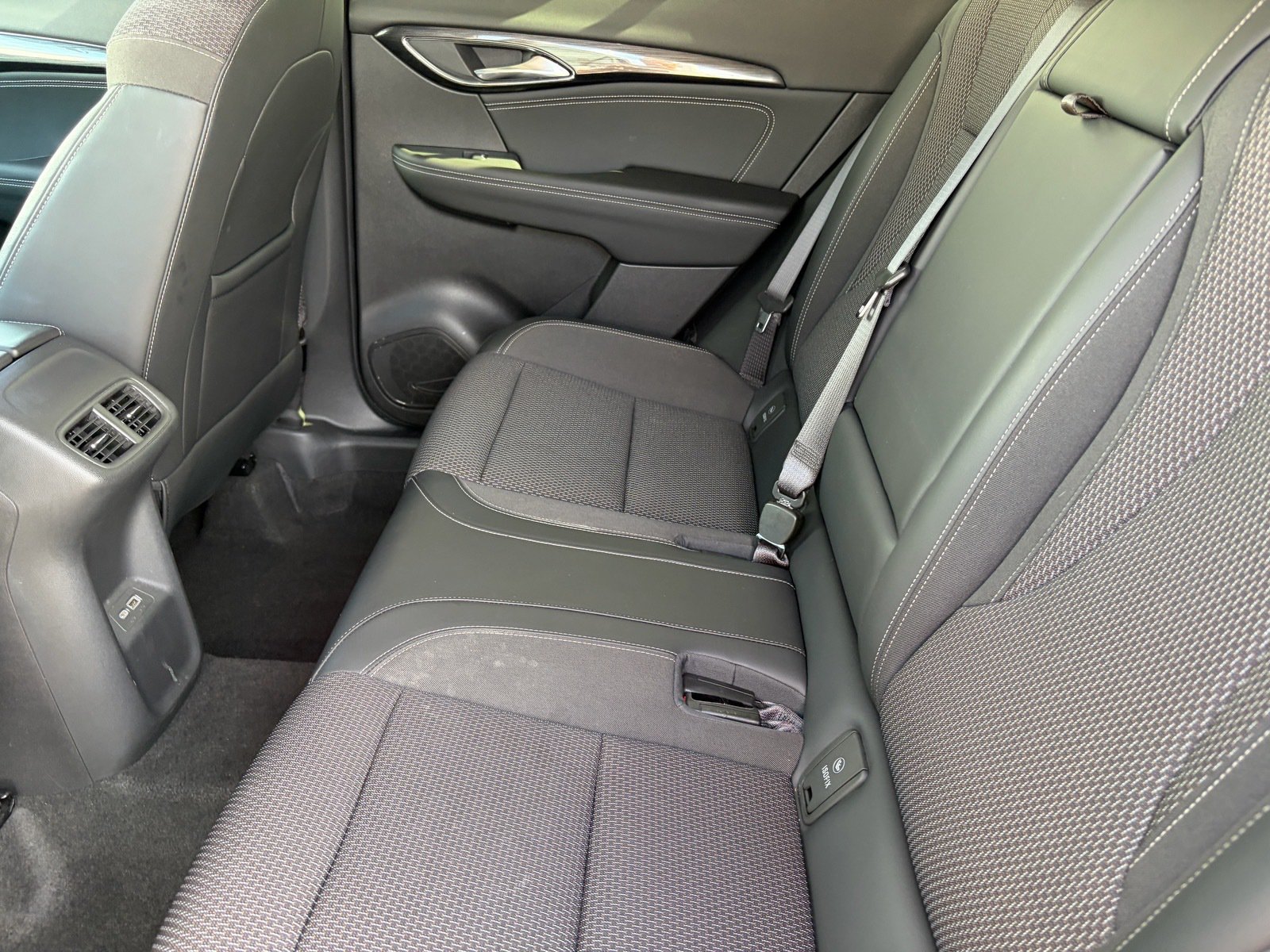Used 2023 Buick Envision Preferred FWD image 13