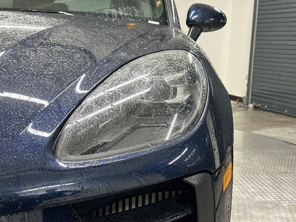 Certified 2019 Porsche Macan S AWD/4WD image 32