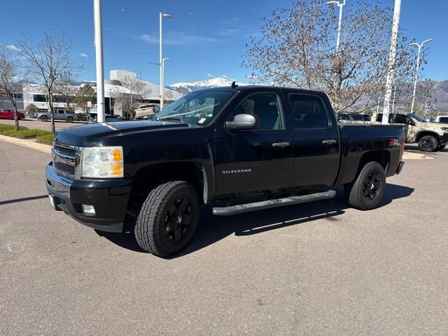 Used 2011 Chevrolet Silverado 1500 LT w/ All-Star Edition AWD/4WD image 3