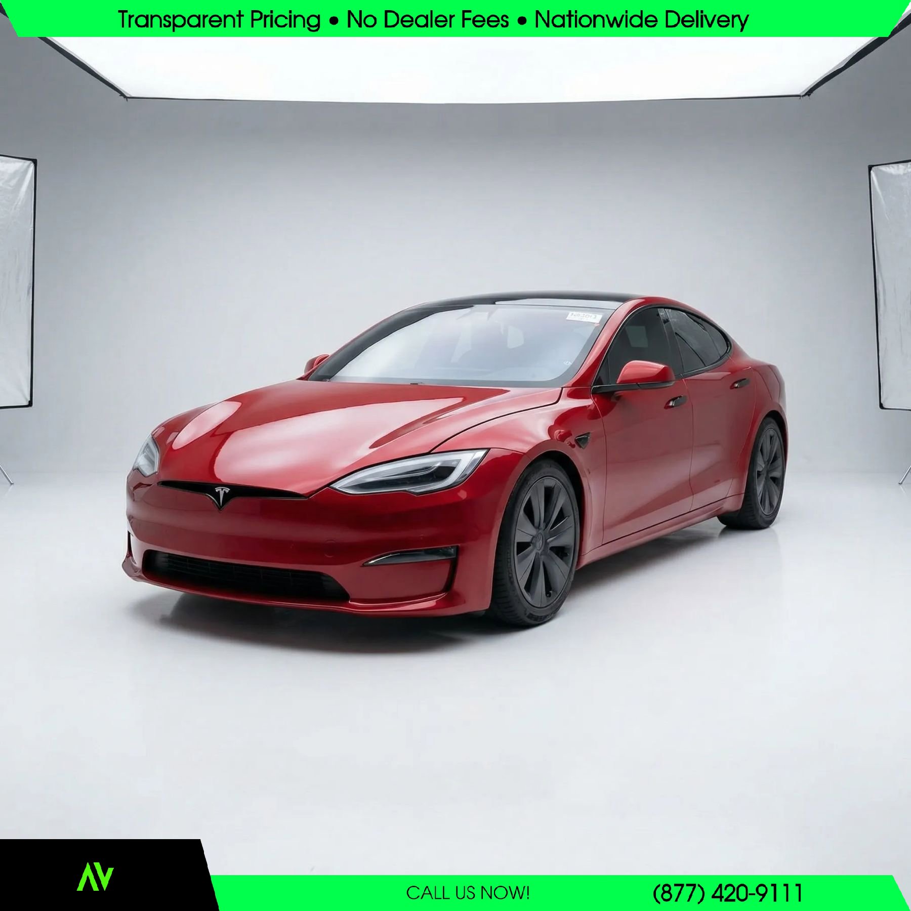 Used 2021 Tesla Model S Plaid image 1