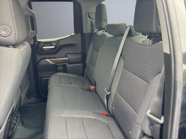 Used 2020 GMC Sierra 1500 Elevation w/ Elevation Value Package image 4