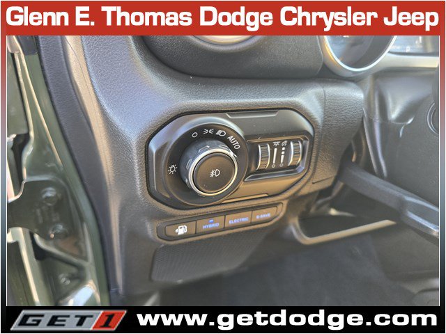 Certified 2022 Jeep Wrangler Unlimited Sahara AWD/4WD image 21