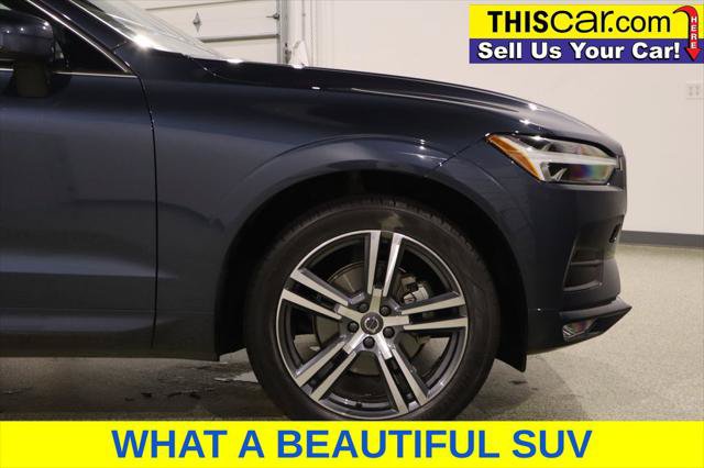 Used 2021 Volvo XC60 T5 Momentum w/ Premium Package FWD image 10