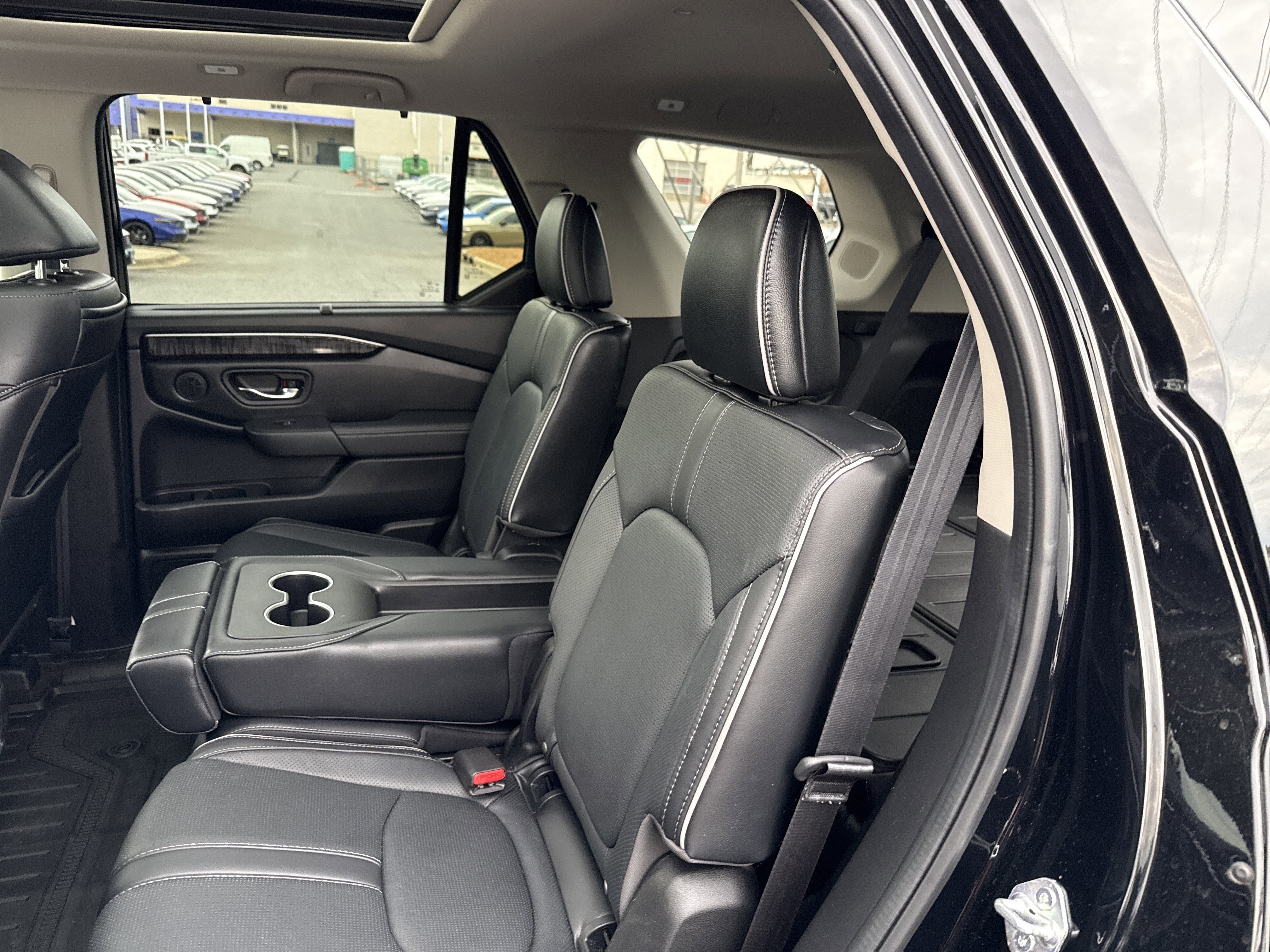 Certified 2023 Honda Pilot Elite image 32