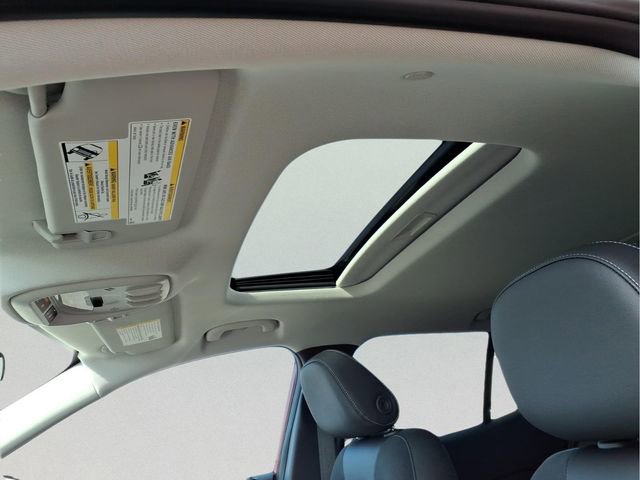 New 2026 Chevrolet Trax LT w/ Sunroof Package image 15