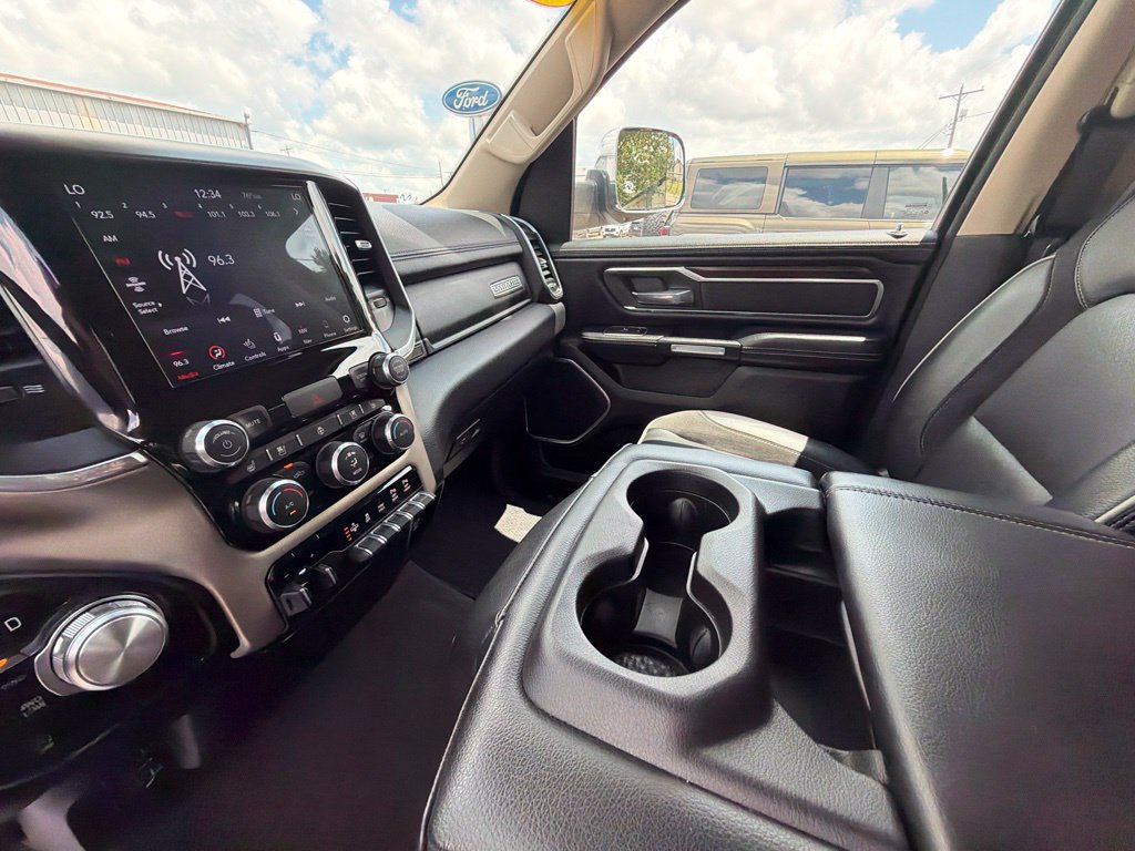 Used 2021 RAM 1500 Laramie AWD/4WD image 19