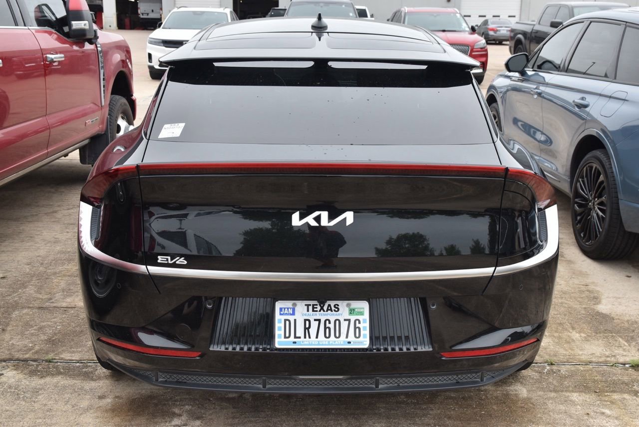 Used 2022 Kia EV6 Wind w/ Wind Technology Package AWD/4WD image 8