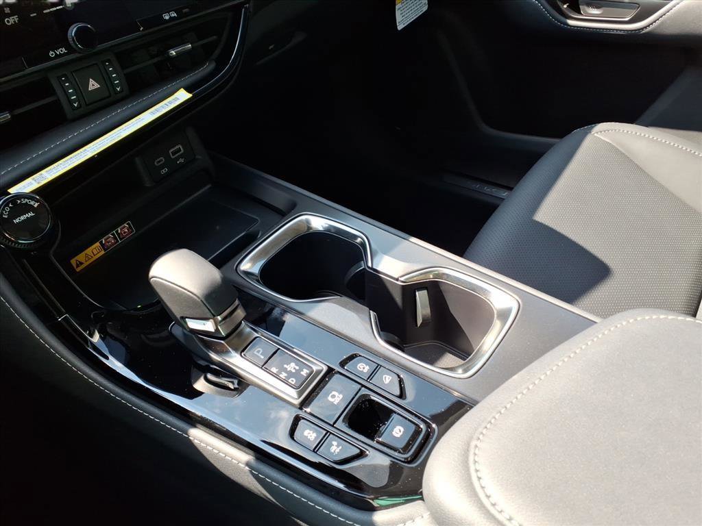 New 2025 Lexus NX 350 AWD w/ Accessory Package (2T) image 13