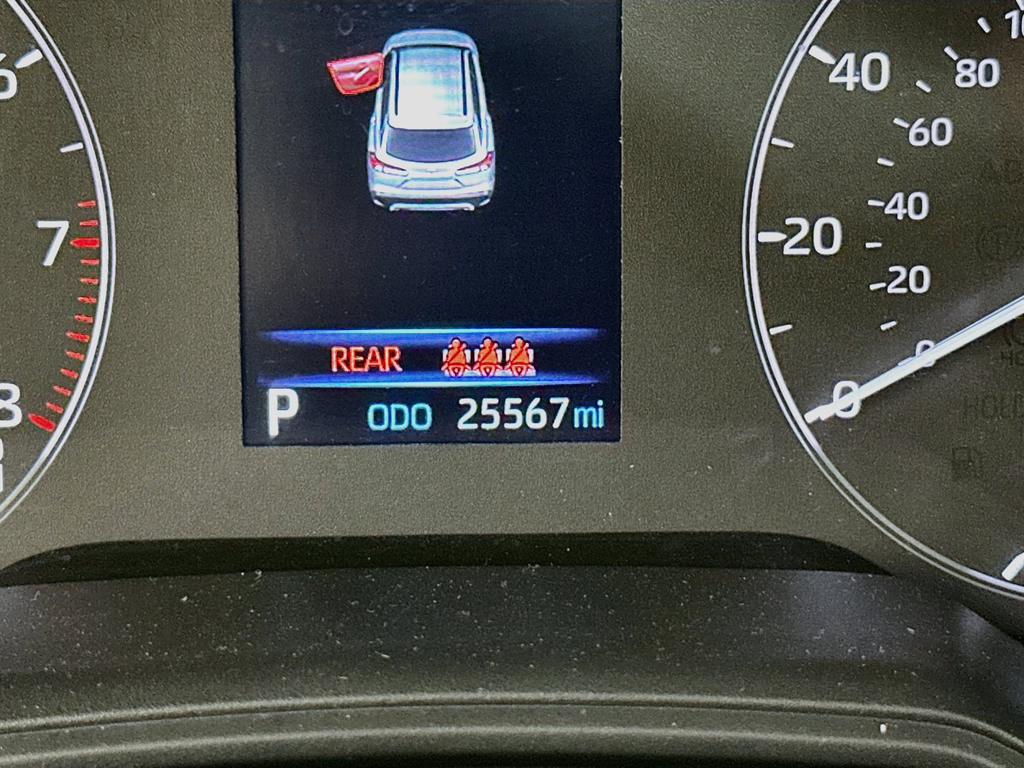 Used 2025 Toyota Corolla Cross LE w/ Moonroof Package FWD image 18