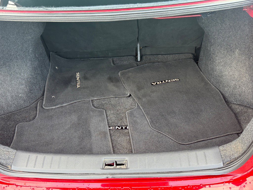 Used 2013 Nissan Sentra SV image 21