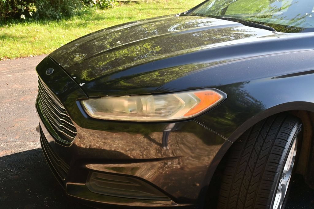Used 2013 Ford Fusion SE FWD image 30