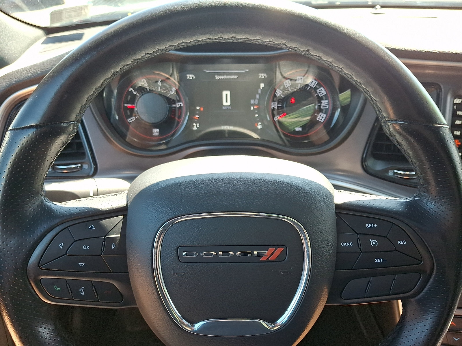 Used 2022 Dodge Challenger SXT w/ Driver Convenience Group AWD/4WD image 19