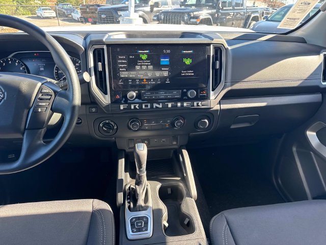 New 2026 Nissan Frontier SV w/ Tow Package AWD/4WD image 18