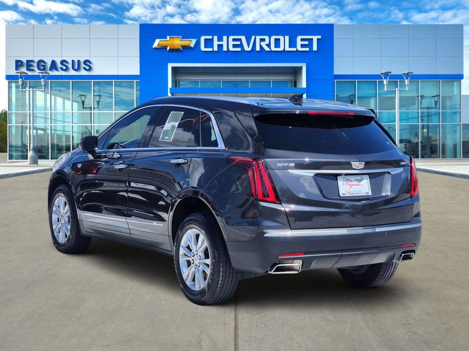 Certified 2020 Cadillac XT5 Luxury FWD image 4