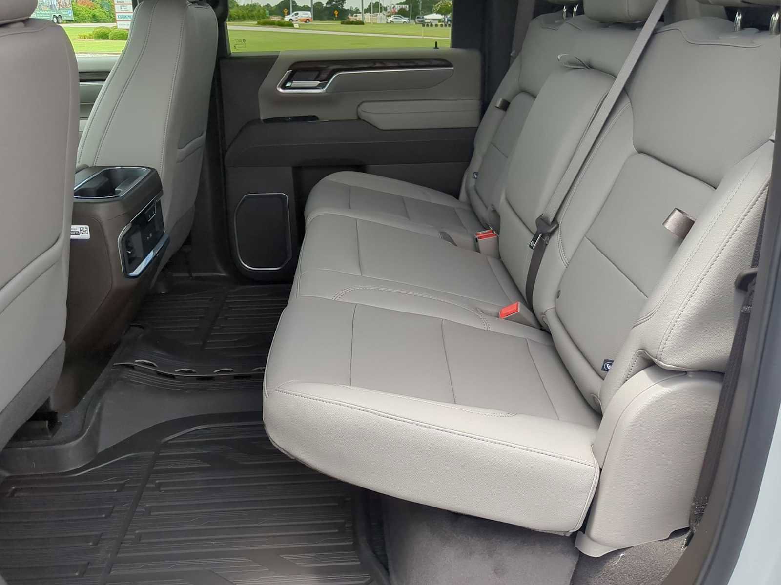New 2025 GMC Sierra 2500 SLT w/ SLT Premium Package image 23