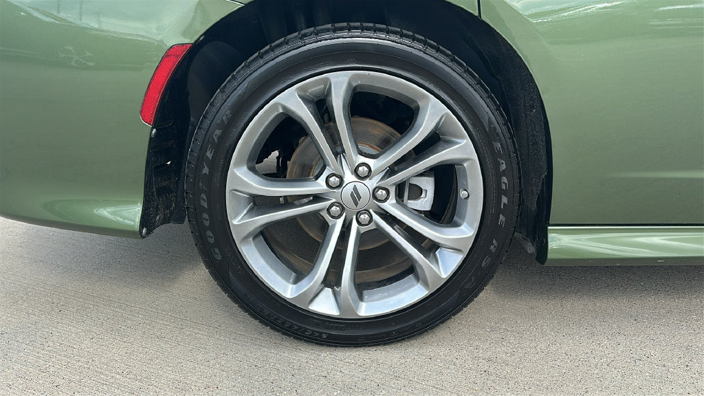 Used 2022 Dodge Charger R/T RWD image 17