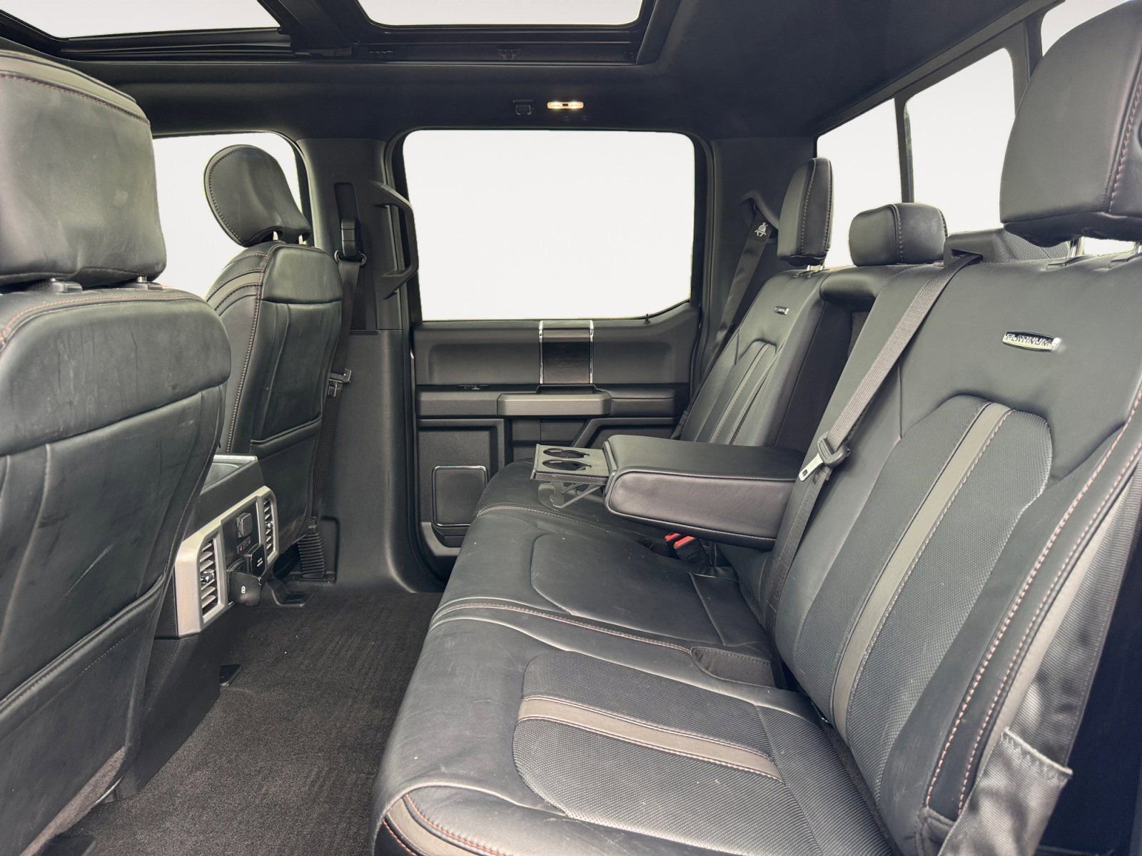Used 2019 Ford F150 Platinum w/ Equipment Group 701A Luxury image 13
