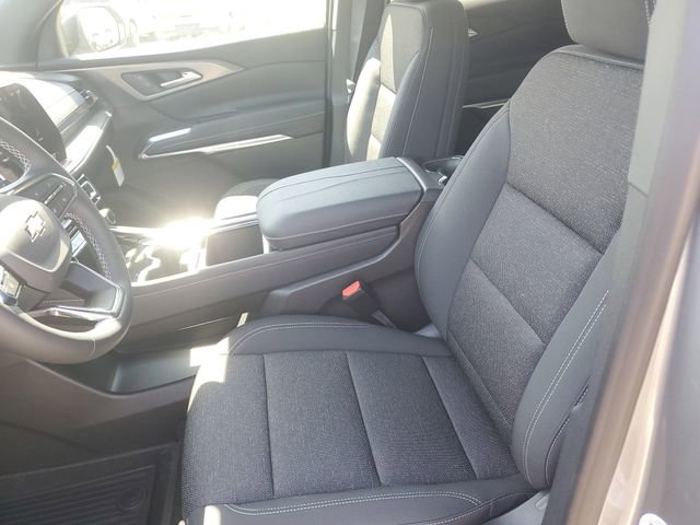 New 2026 Chevrolet Traverse LT w/ Driver Confidence Package FWD image 17