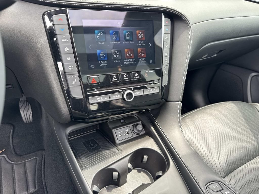 Used 2023 INFINITI QX50 Luxe AWD/4WD image 5