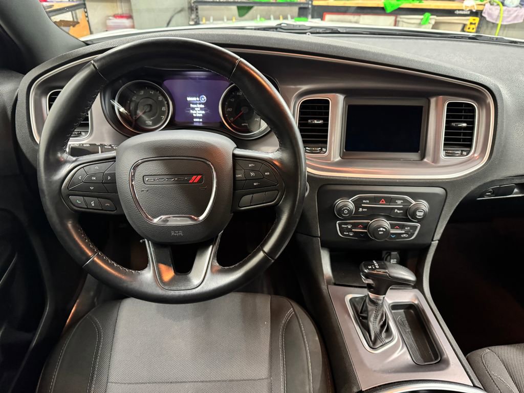 Used 2022 Dodge Charger SXT image 18