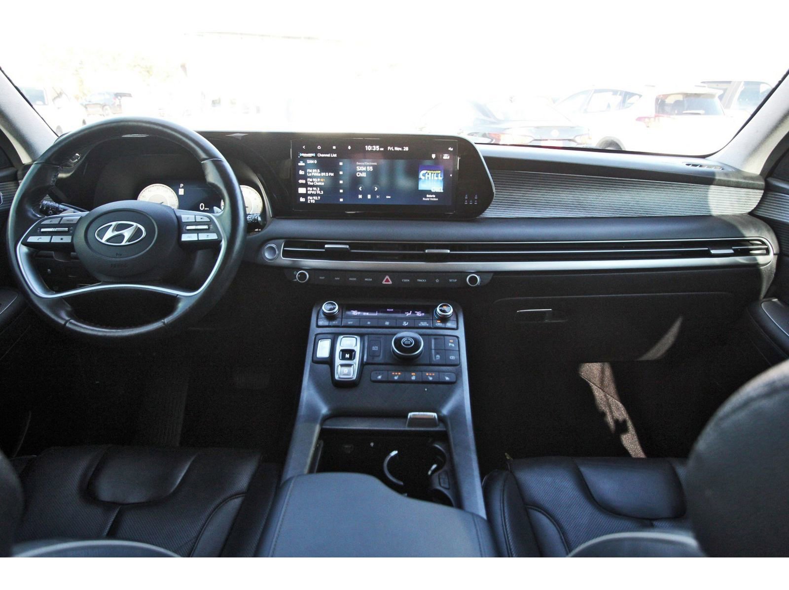 Used 2023 Hyundai Palisade Limited w/ Winter Package image 11