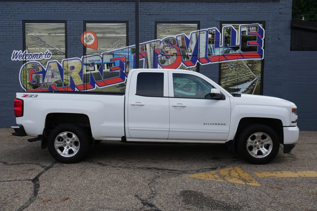 Used 2019 Chevrolet Silverado 1500 LT w/ All Star Edition AWD/4WD image 22