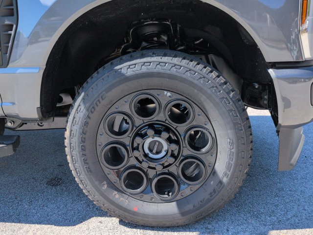 New 2027 Ford F250 XLT w/ XLT Premium Package AWD/4WD image 10