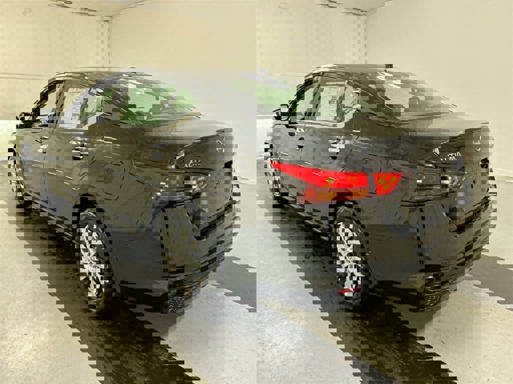 New 2025 Nissan Altima 2.5 S image 6