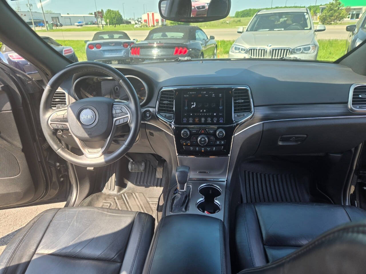 Used 2019 Jeep Grand Cherokee Limited AWD/4WD image 19