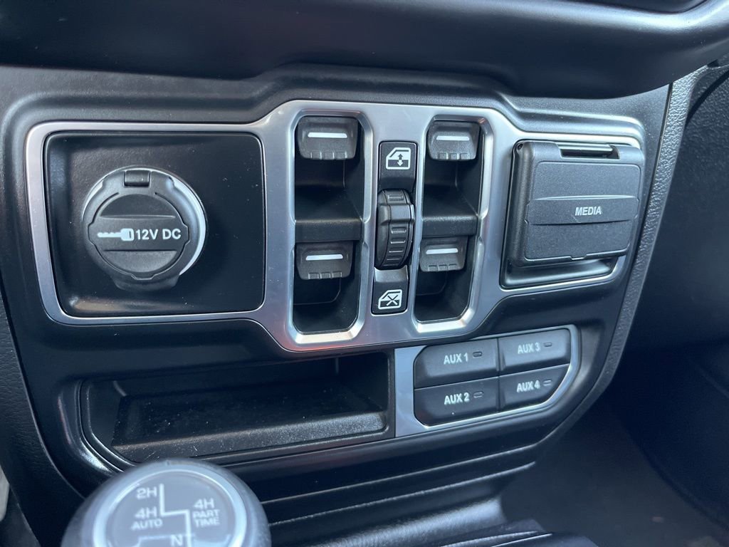 Used 2021 Jeep Wrangler Unlimited Sahara image 13